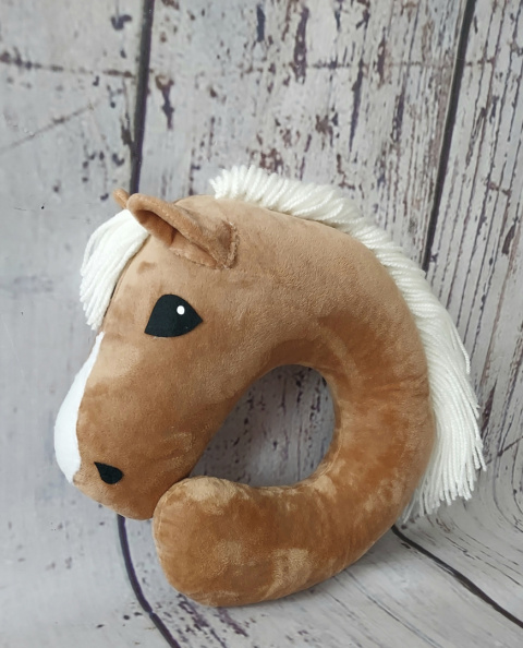 Poduszka - konik IZABELOWATY